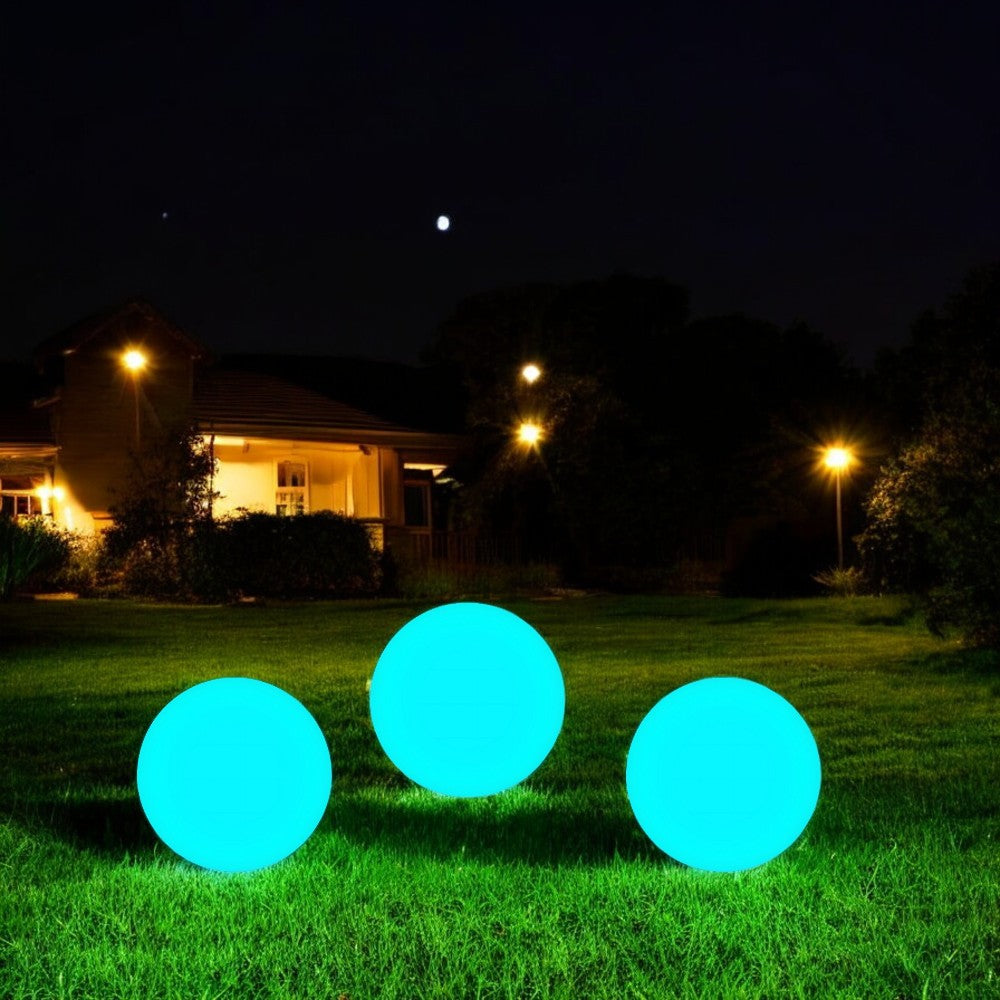 Color-Changing Solar LED Globes detail